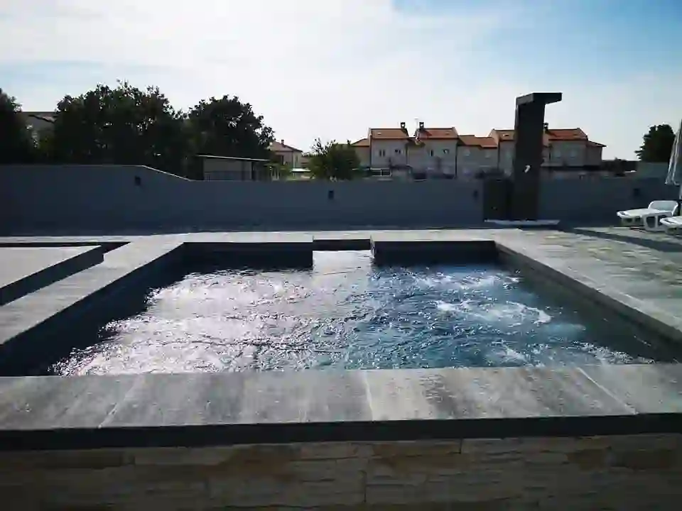 Euro-Pool-10