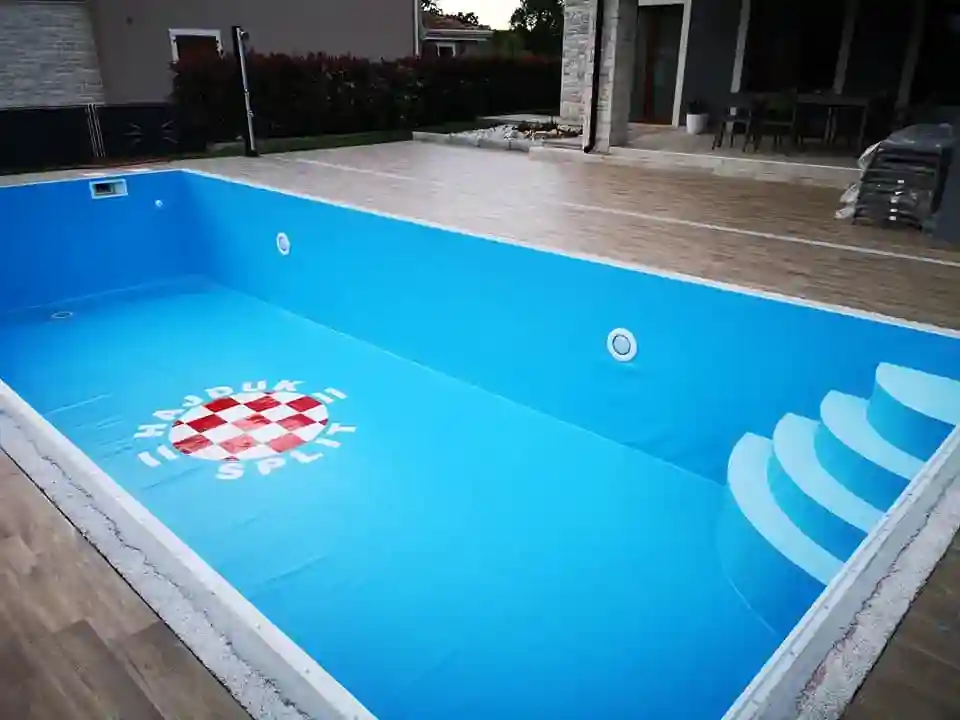 Euro-Pool-18